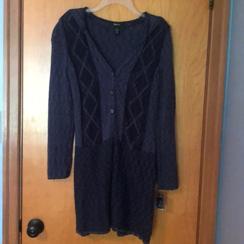 Hooded blue cardigan